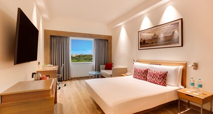 Lemon Tree Hotel Electronics City Bangalore Room Type - Business Room