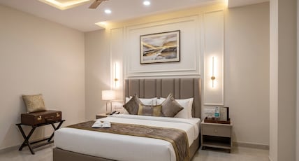 Leaf 9 Imperial, Subhash Nagar, Pacific Mall Room Type - Deluxe room Leaf 9 Imperial, Subhash Nagar, Pacific Mall Room Type - Deluxe room
