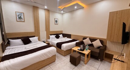 Hotel Kusum Kunj Room Type - Deluxe Quadruple Room