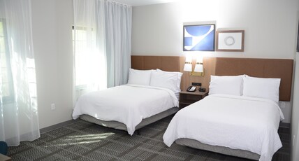 Staybridge Suites TUCSON AIRPORT, an IHG hotel Room Type - 2 Double Beds 1 Bedroom Suite