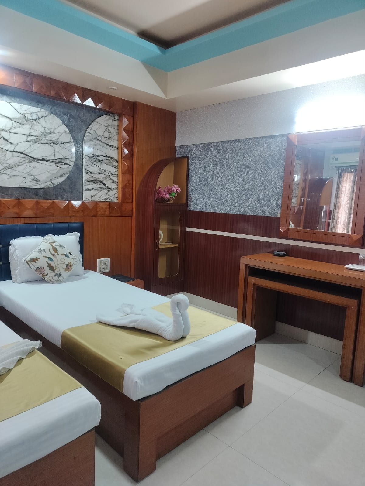 Hotel Nagaon Point - Tap to explore photos