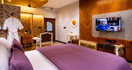 D C Boutique House Room Type - GOLDEN SUITE