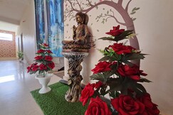 Hill Shine Honey Valley Resorts