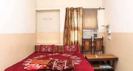 Hotel Shree Laxmi Room Type - AC Room Hotel Shree Laxmi Room Type - AC Room