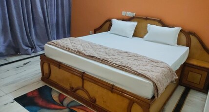 Pavani Prawash Room Type - Premium Room-1