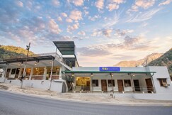 FabHotel Royal Om River Resort