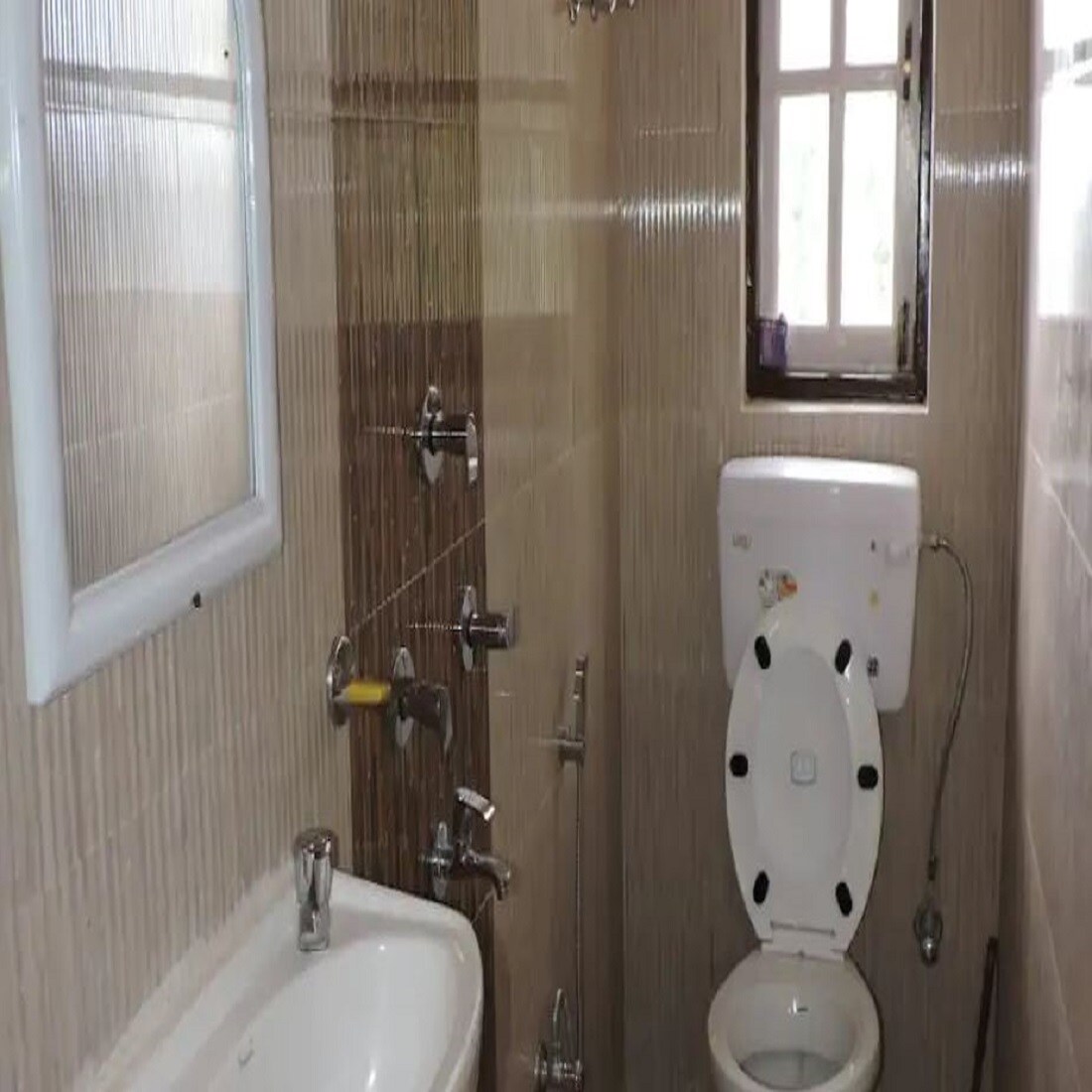 Impression Homestay - Tap to explore photos