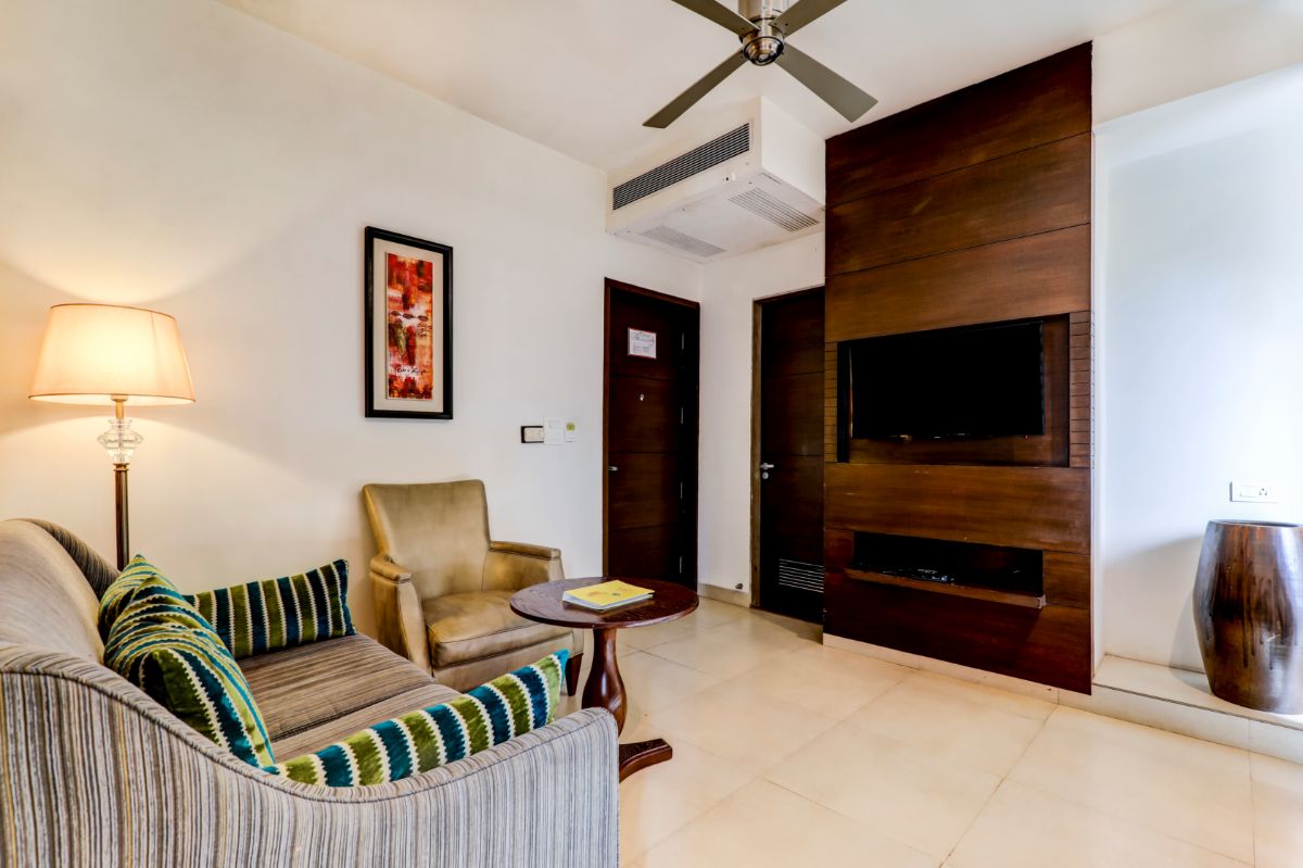 Lemon Tree Hotel,Candolim - Tap to explore photos