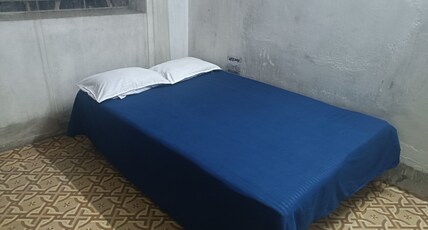 Kalzug Room Type - Dormitory Bed - Men Only - No Couples!)