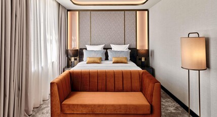 The Crown Krakow - Handwritten Collection Room Type - Deluxe room with 1 double bed