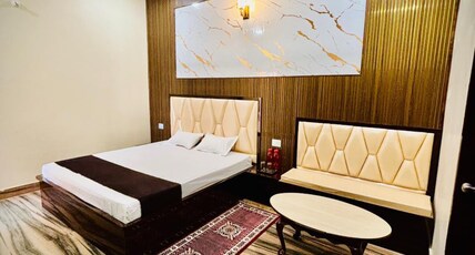 Shivansh Home Stay Room Type - Deluxe AC Room