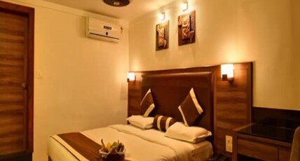 Hotel Lake Palace Room Type - Standard Room