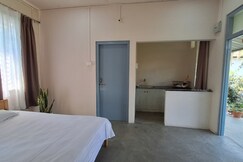 Enajori | Room With Kitchen