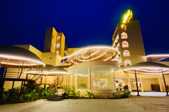 Pukhraj Club And Resort