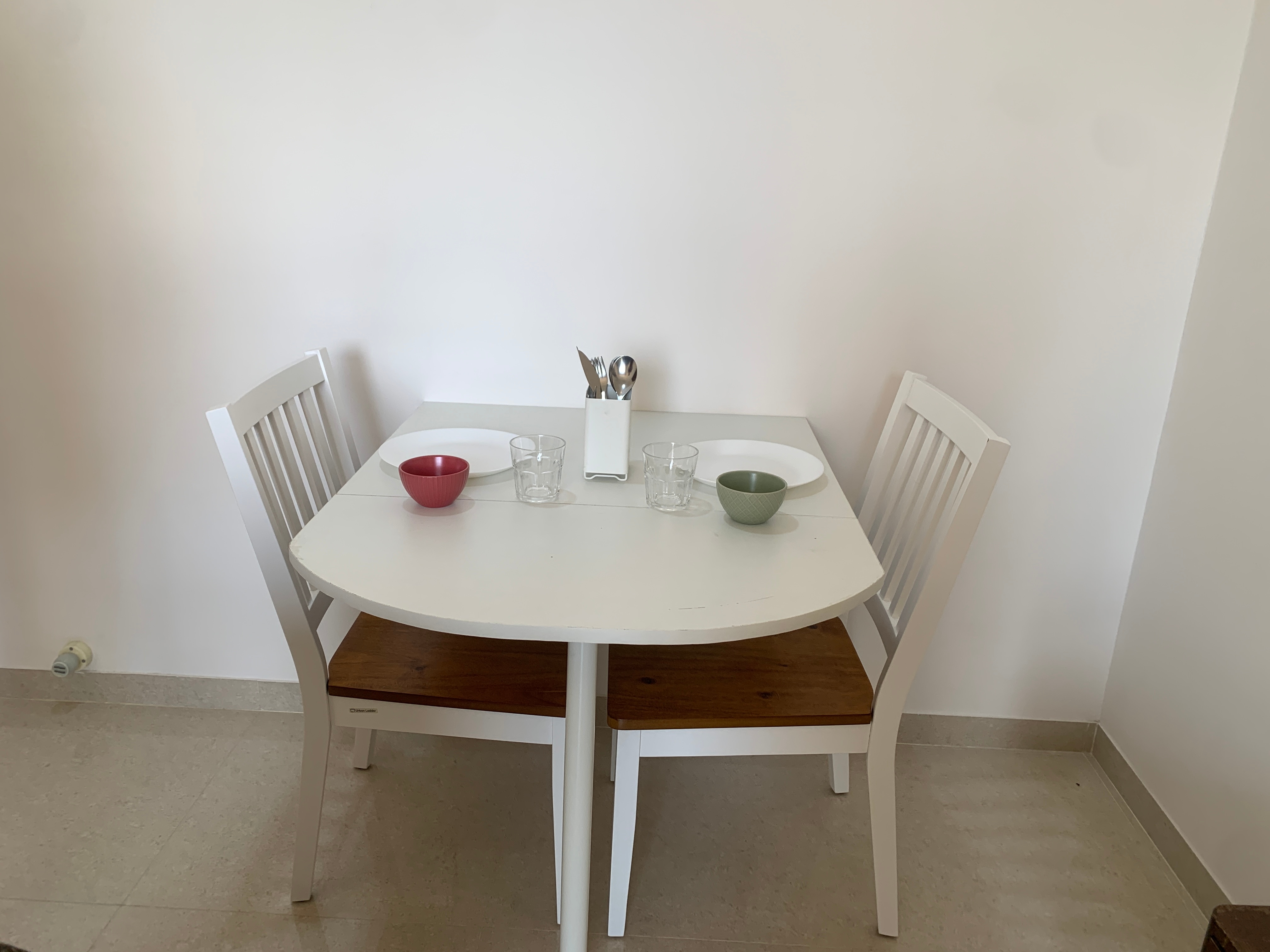 RELOhomes Cozy 1BHK Luxury Serviced Apartment - Tap to explore photos