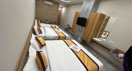 Hotel asopalav Room Type - SUPER DELUXE