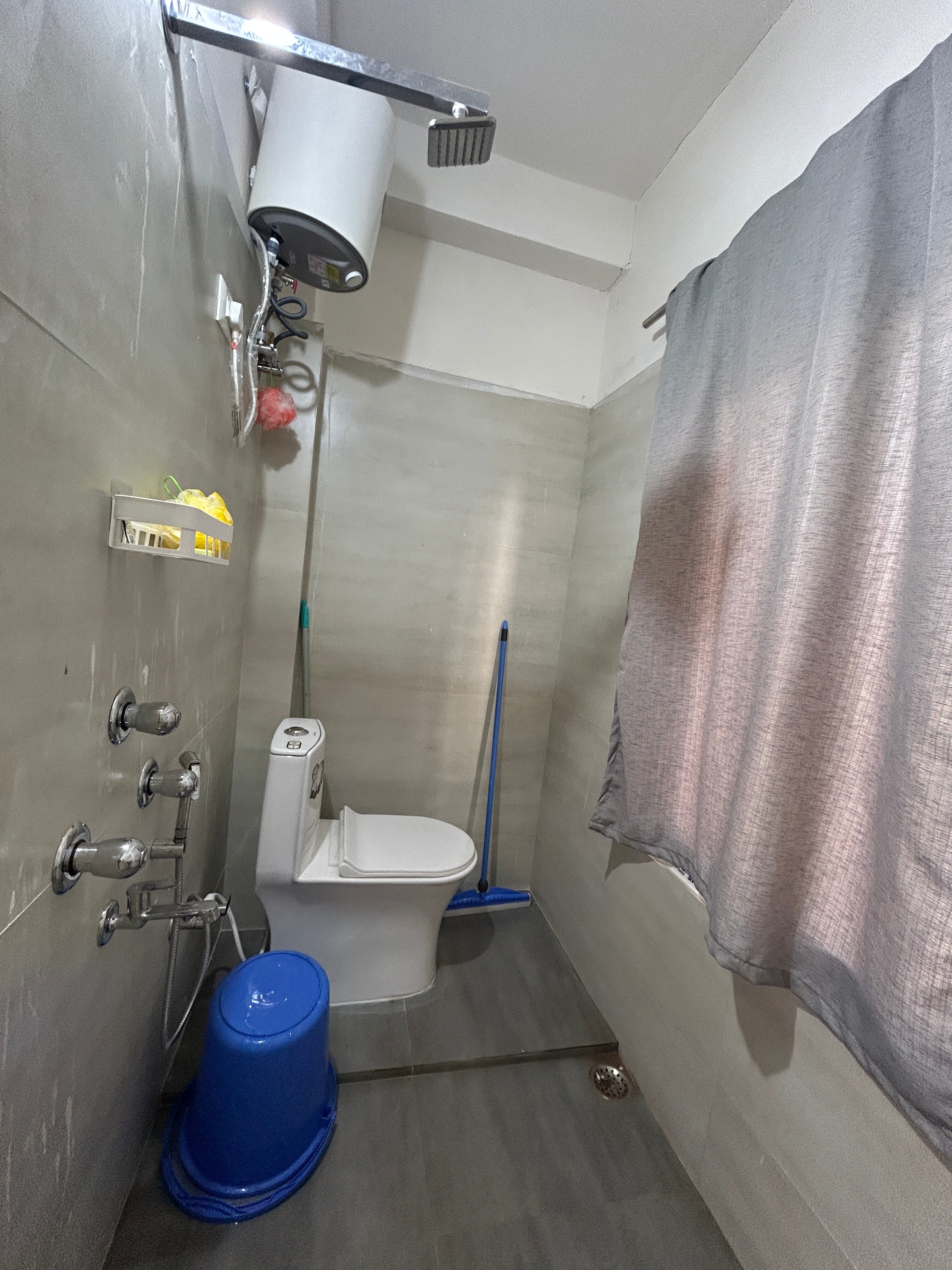 Venysa Home Stay - Tap to explore photos