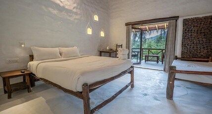 Deshadan Eco Valley Resort Room Type - Superior Mountain view room