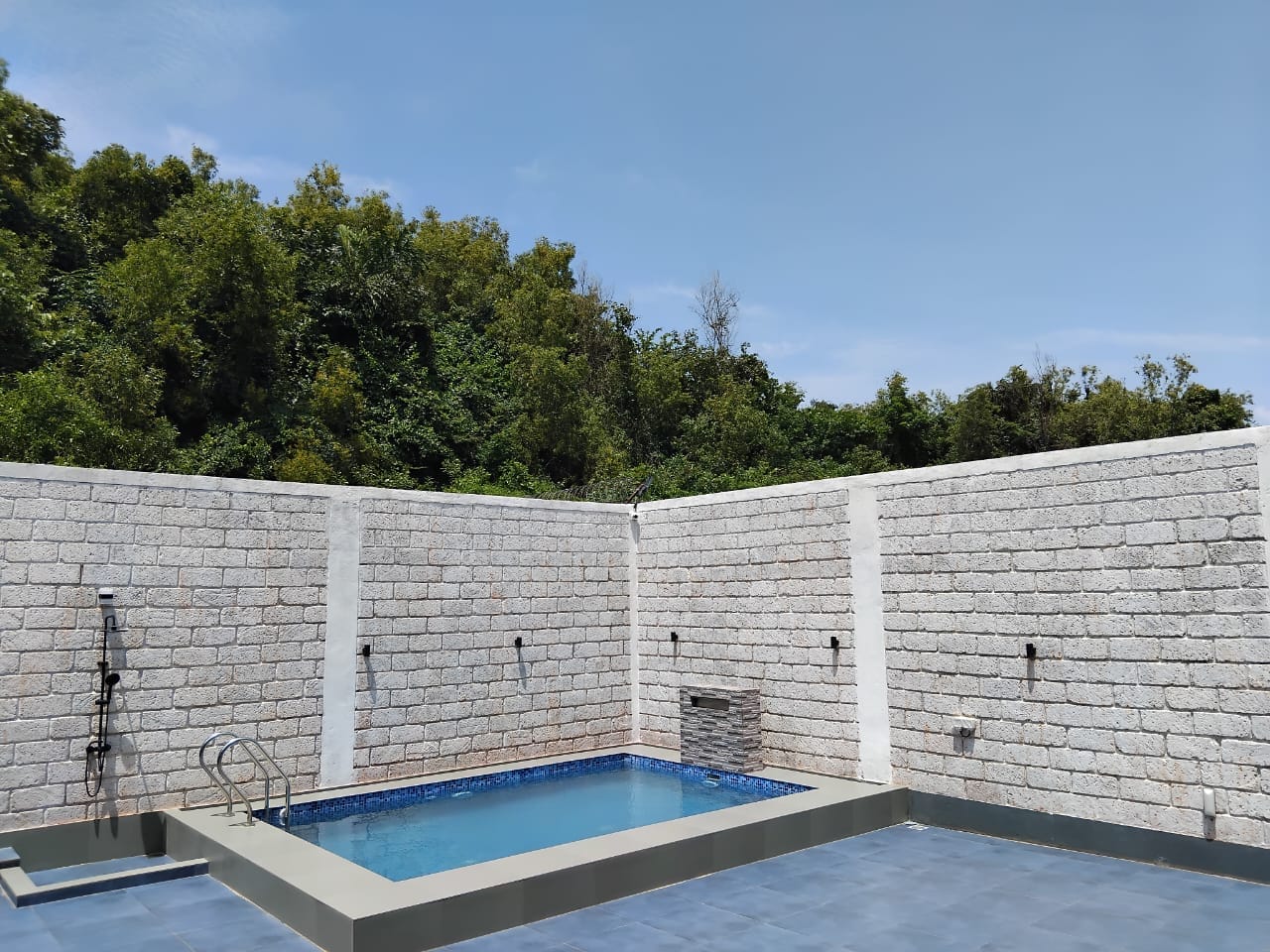 Casa Oceanus - Sea Facing Forest View Room - Ganpatiplue - Tap to explore photos