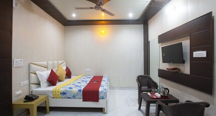 Hotel Bundeli Extension Room Type - AC Deluxe Room