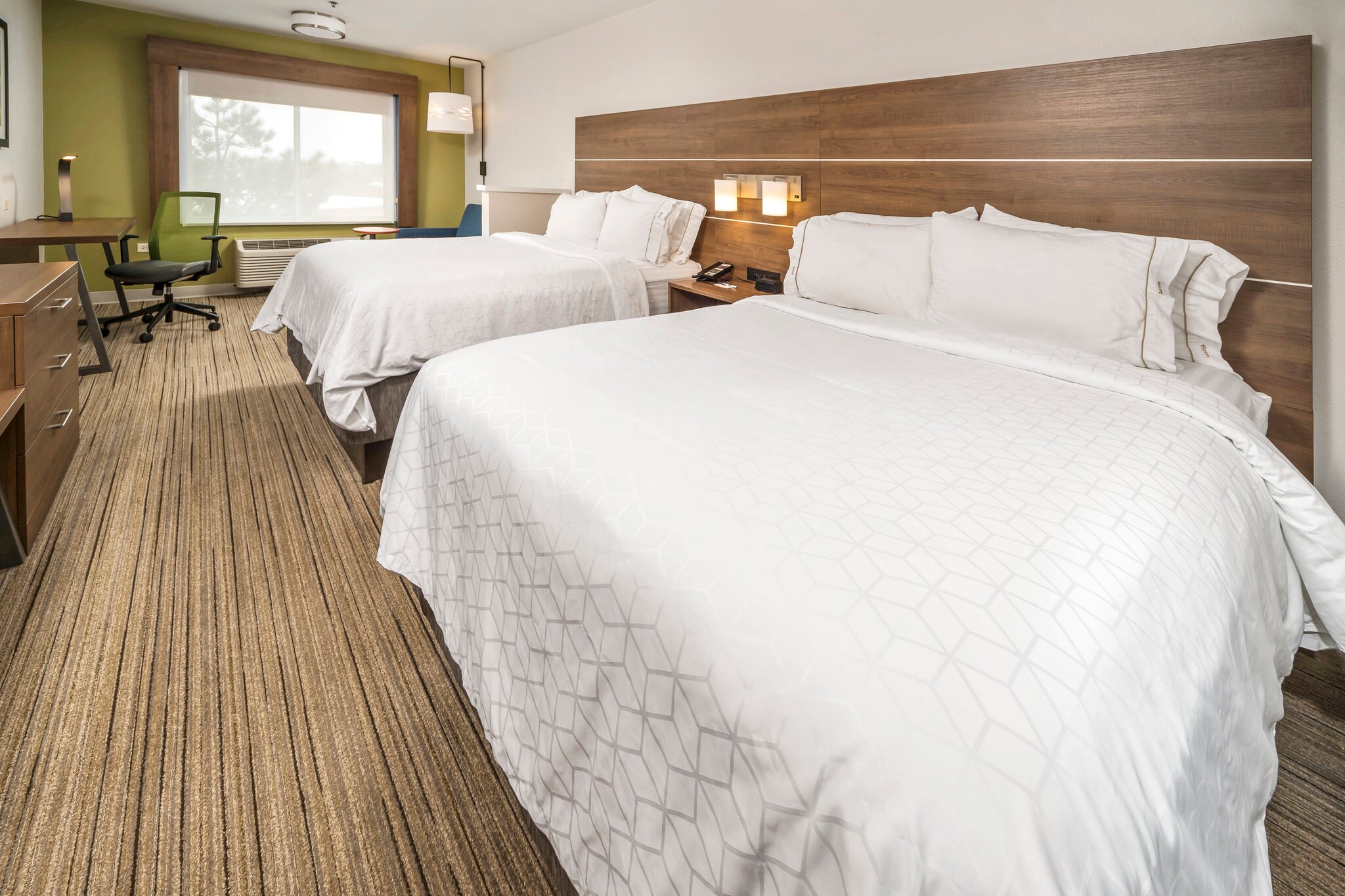 Holiday Inn Express INDIANAPOLIS SOUTH - Tap to explore photos