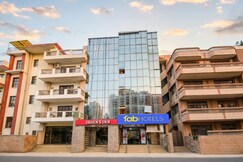 FabHotel Grand Jashn