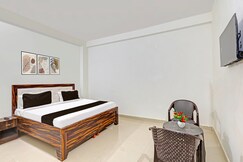 Hotel O Sky Light