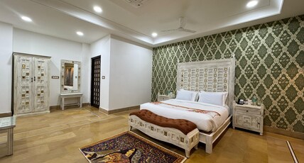 Hotel Durjay Garh Room Type - Majestic Manor