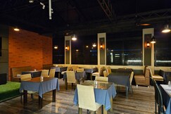 Hotel Platinum Zarkawt