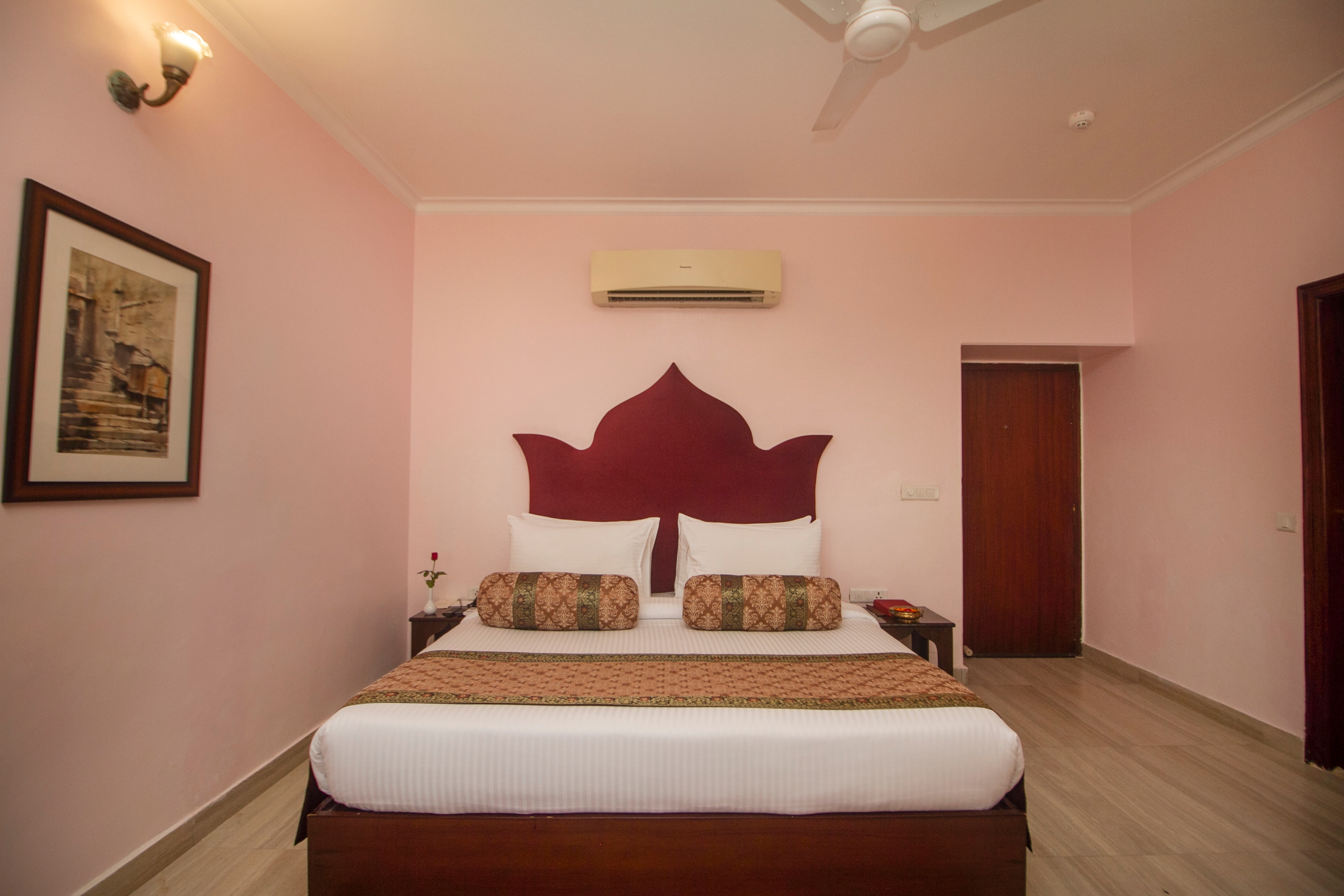 Amritara Suryauday Haveli - Tap to explore photos