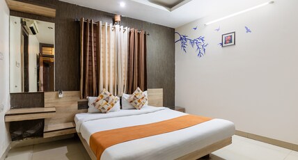 Via Shree Regency Room Type - Deluxe Room
