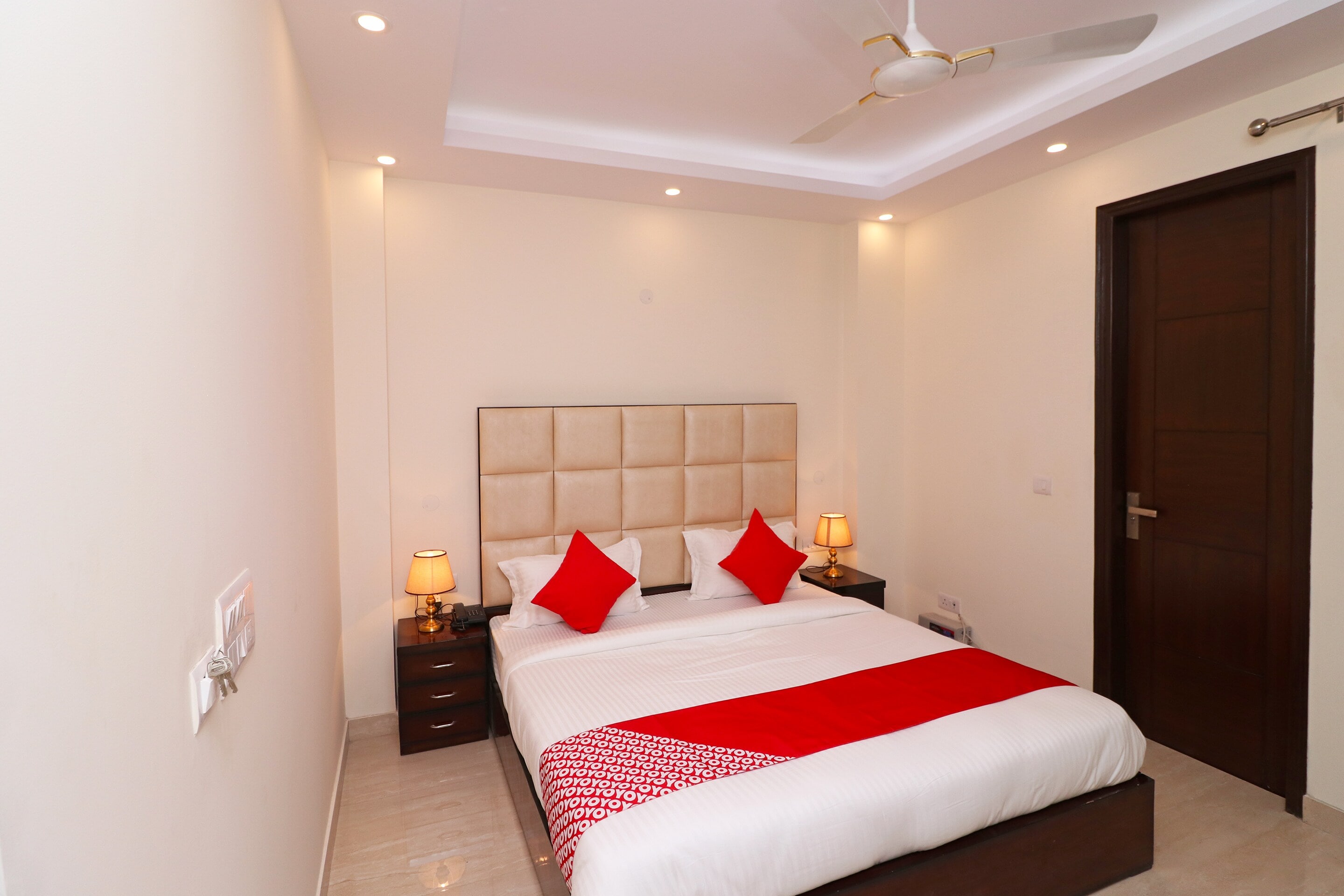 Hotel O VILLA BNB - Tap to explore photos
