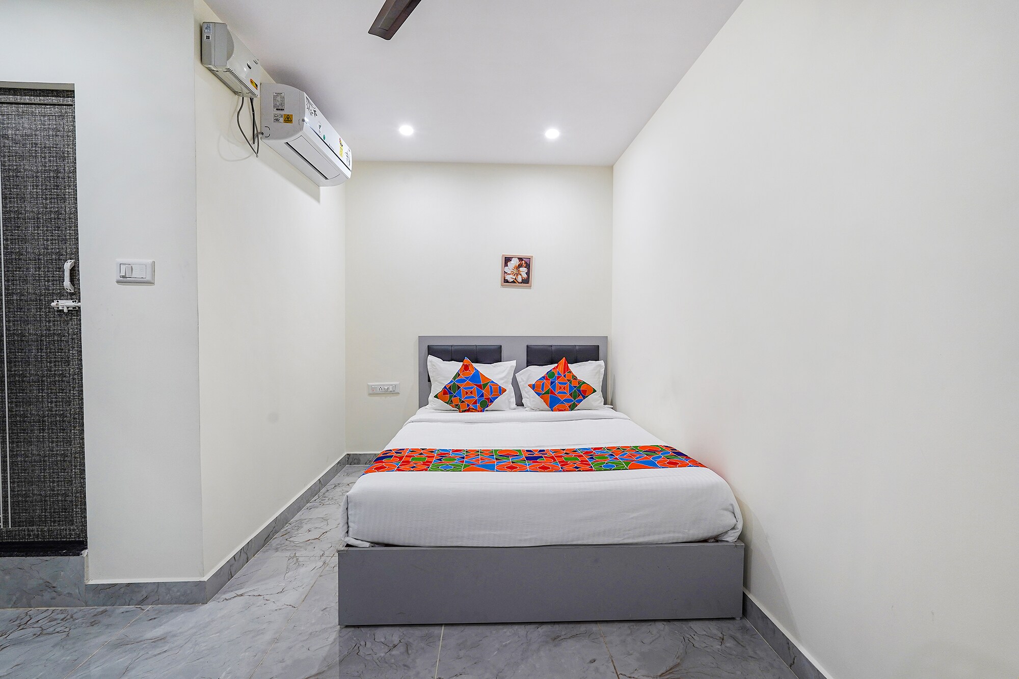 FabHotel Ivory Pearl Koramangala - Tap to explore photos