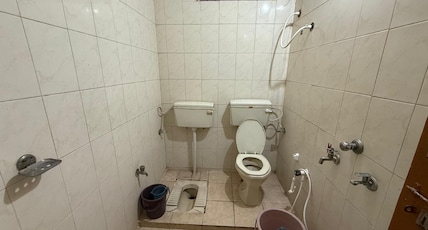 Parimala Paradise Room Type - Triple Bed Room Non AC