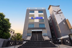 FabHotel Nirvana