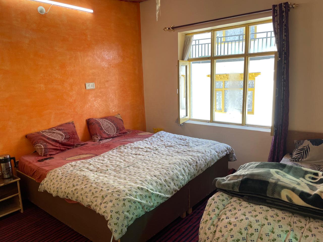 Luna Homestay - Tap to explore photos
