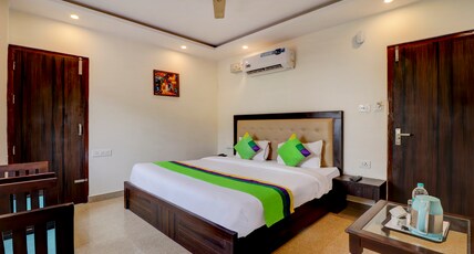 Itsy Hotels Nv, Tapovan Room Type - Standard Room