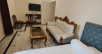 Shivoham Suites Room Type - Suite 201