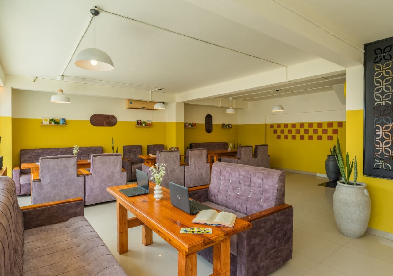 The Hosteller Fort Kochi, Ocean Edge - Tap to explore photos