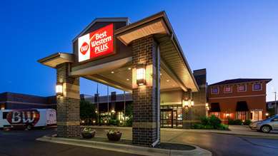 Best Western Plus Bloomington Hotel - Tap to explore photos
