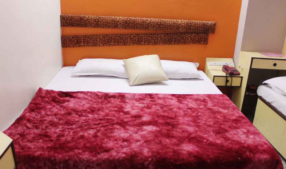  Hotel Purohit Palace - Tap to explore photos