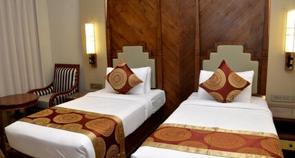 Raj Regent, Kurichy Room Type - Deluxe Twin Bed