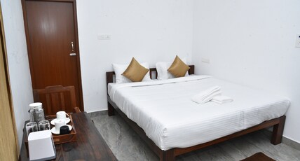 LAMAISON MIRA Room Type - Super Deluxe with Air Conditioning