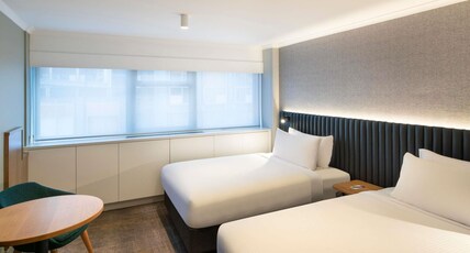 Novotel Sydney City Centre Room Type - Standard Twin Room