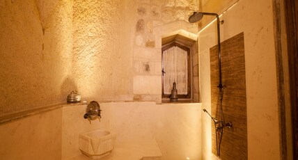 Kayakapi Premium Caves - Cappadocia Room Type - Royal Cave Suites