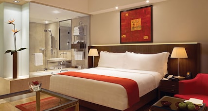 Trident Bandra Kurla Room Type - Deluxe Suite with Living Room & Bathtub with two ways Airport transfers Trident Bandra Kurla Room Type - Deluxe Suite with Living Room & Bathtub with two ways Airport transfers