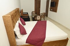 Sudan in hotel zirakpur highway