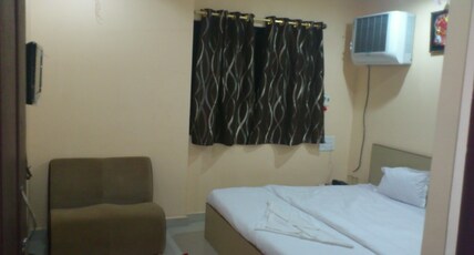 HOTEL VAIDYA REGENCY AND MANUHAR RESTAURANT Room Type - EXECUTIVE AC ROOM