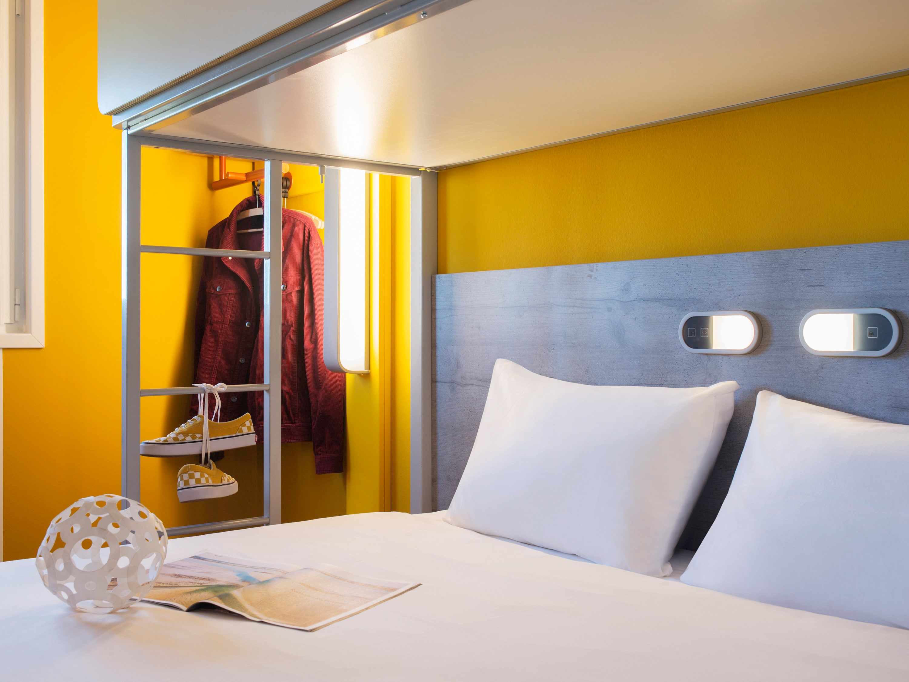 ibis budget Amsterdam Airport - Tap to explore photos