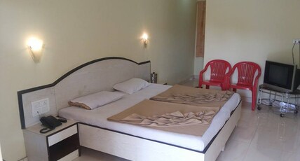 Hotel Paramount Room Type - DELUXE AC ROOM